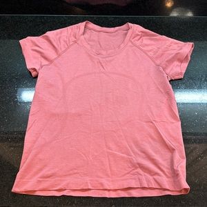 Lululemon swiftlytech shirt raspberry